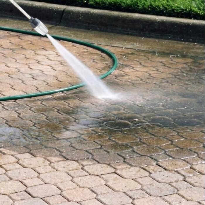 Aqua Jet Pro Cordless Pressure Washer Image